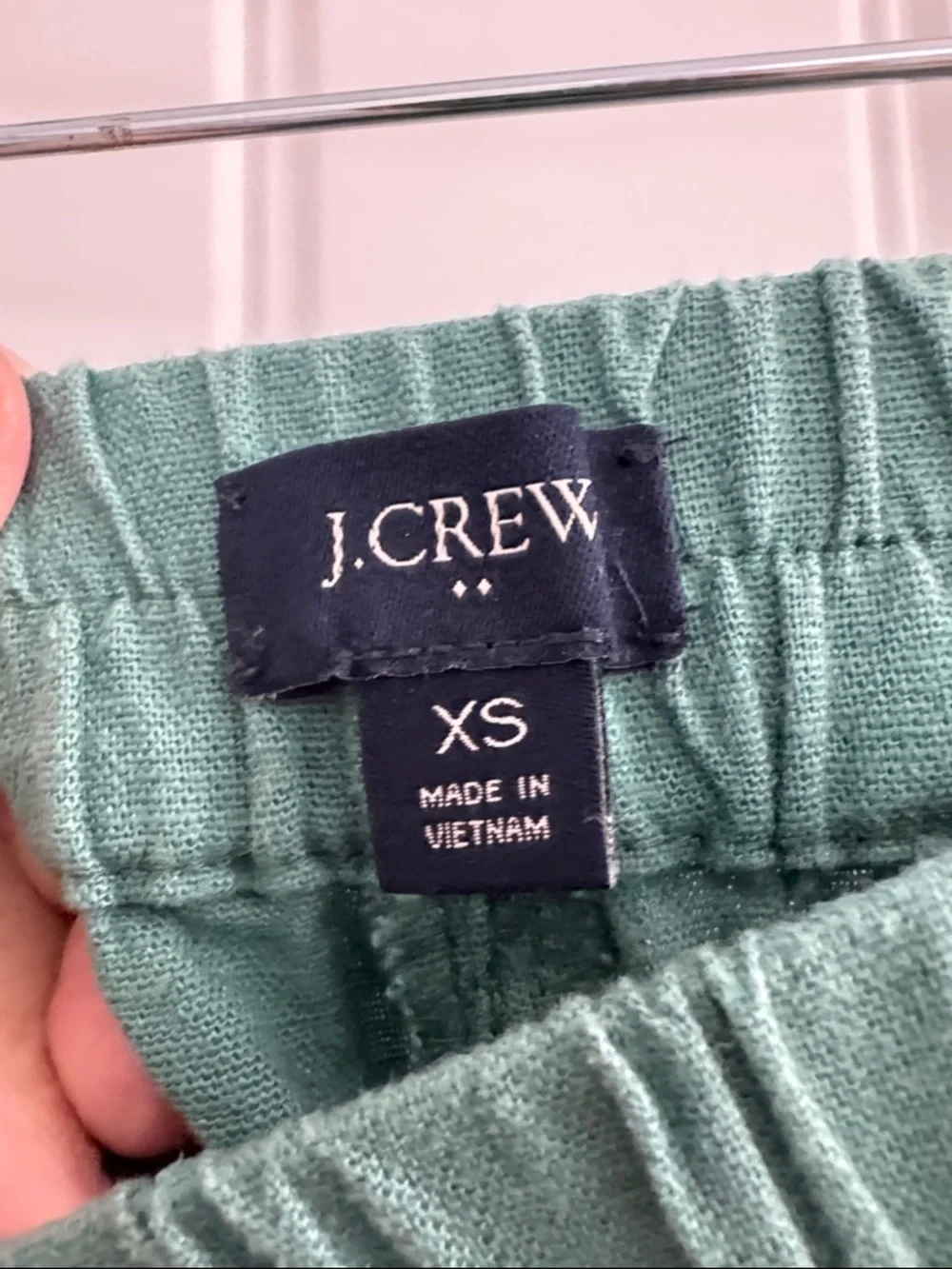 Women's J Crew Green Elastic-Waist Casual Shorts - Picture 2 of 3